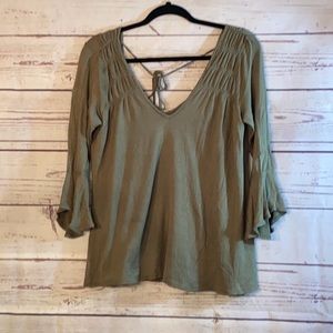 American Rag olive green top. S-NWOT
